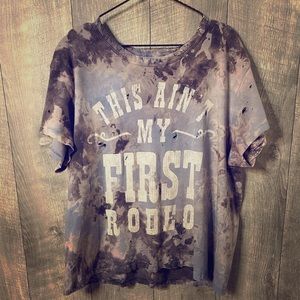 🌪 Distressed Tee 🌪